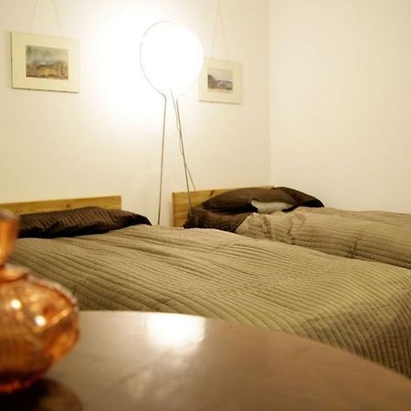 Apartment4You - Solidarnosci Varsavia Esterno foto