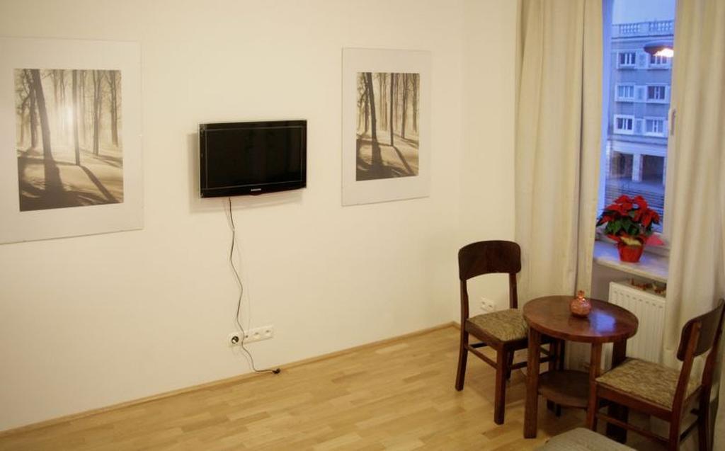Apartment4You - Solidarnosci Varsavia Esterno foto